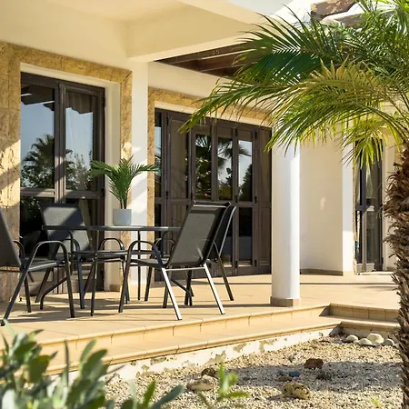 فيلة Beachfront With Private Pool And Exotic Fruit Garden