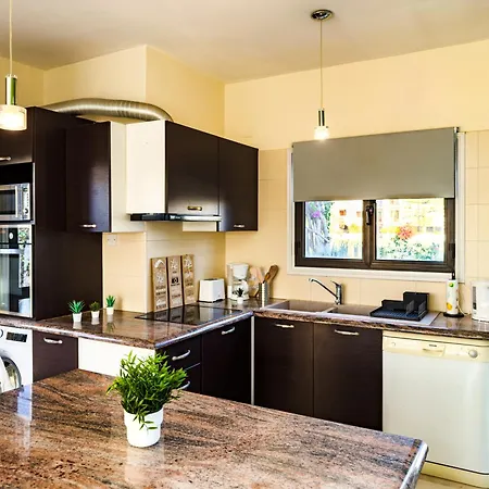 Beachfront With Private Pool And Exotic Fruit Garden *