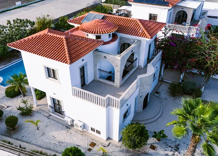 Beachfront With Private Pool And Exotic Fruit Garden 别墅