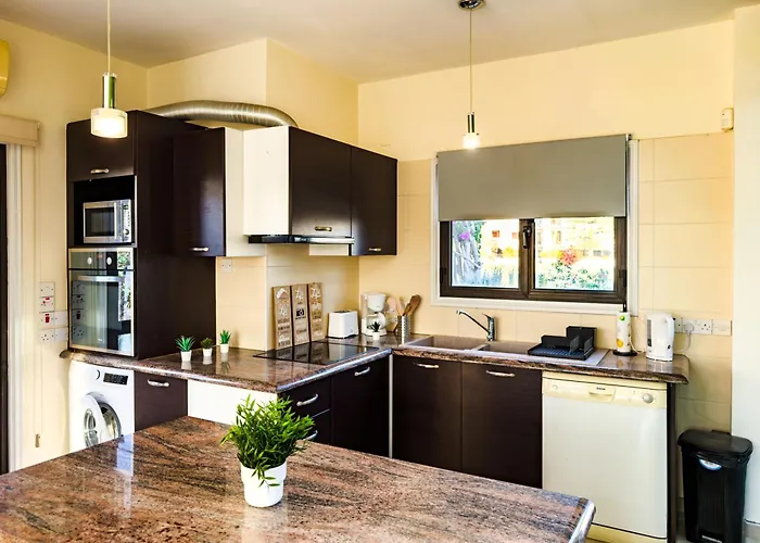 Beachfront With Private Pool And Exotic Fruit Garden *